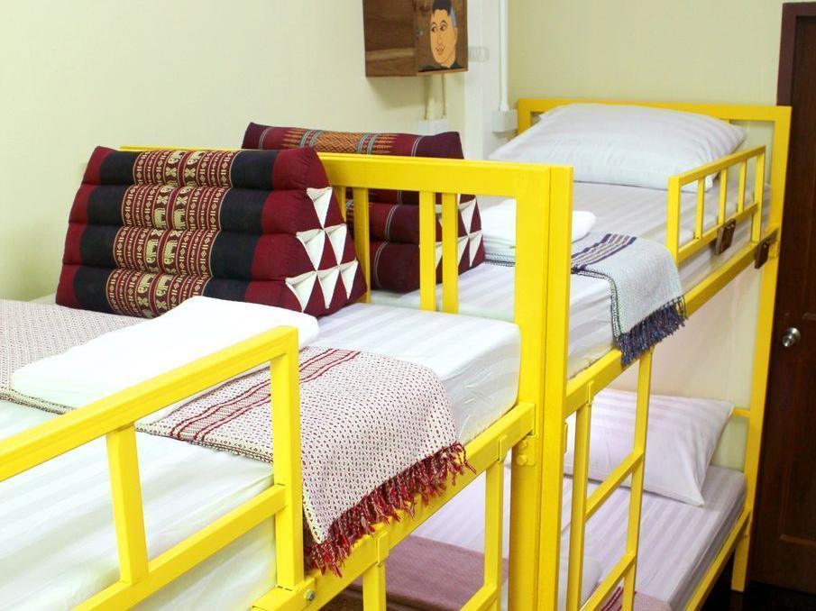 Hostel Baan Bovorn Bangkok Zewnętrze zdjęcie