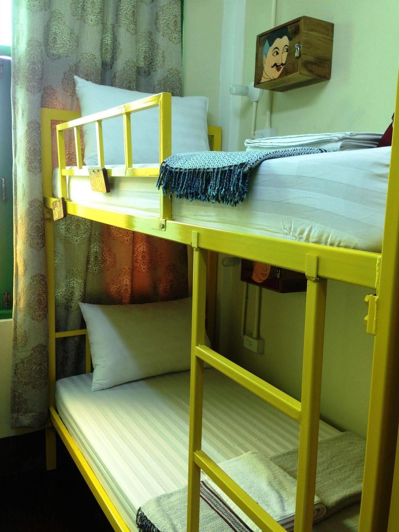 Hostel Baan Bovorn Bangkok Zewnętrze zdjęcie