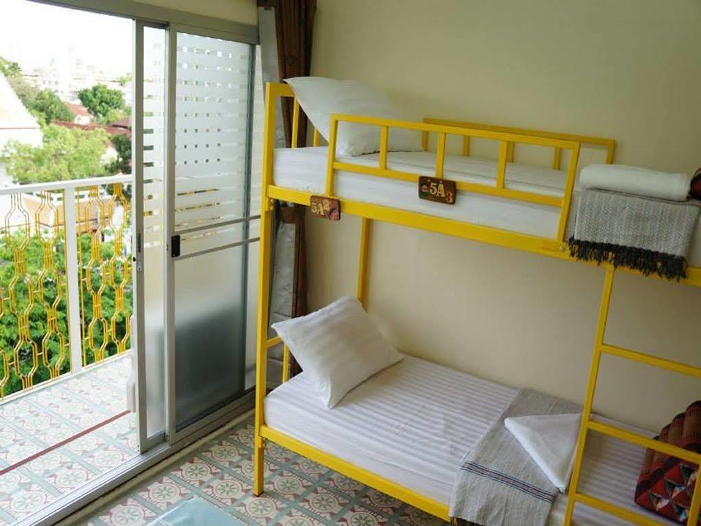 Hostel Baan Bovorn Bangkok Zewnętrze zdjęcie